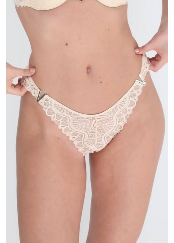 Dantel Detaylı V Aksesuarlı Külot